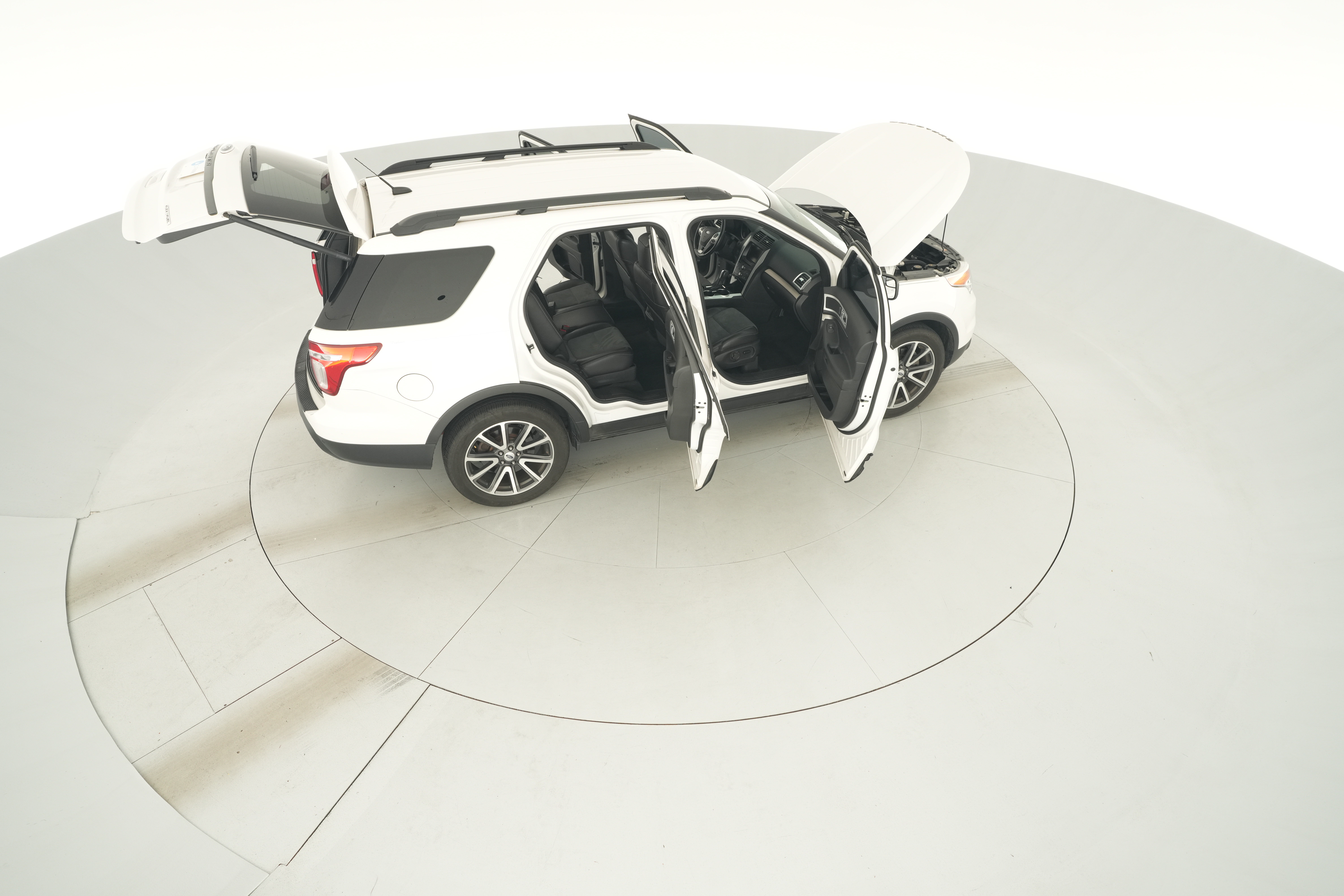 2015 Ford Explorer XLT - Photo 50