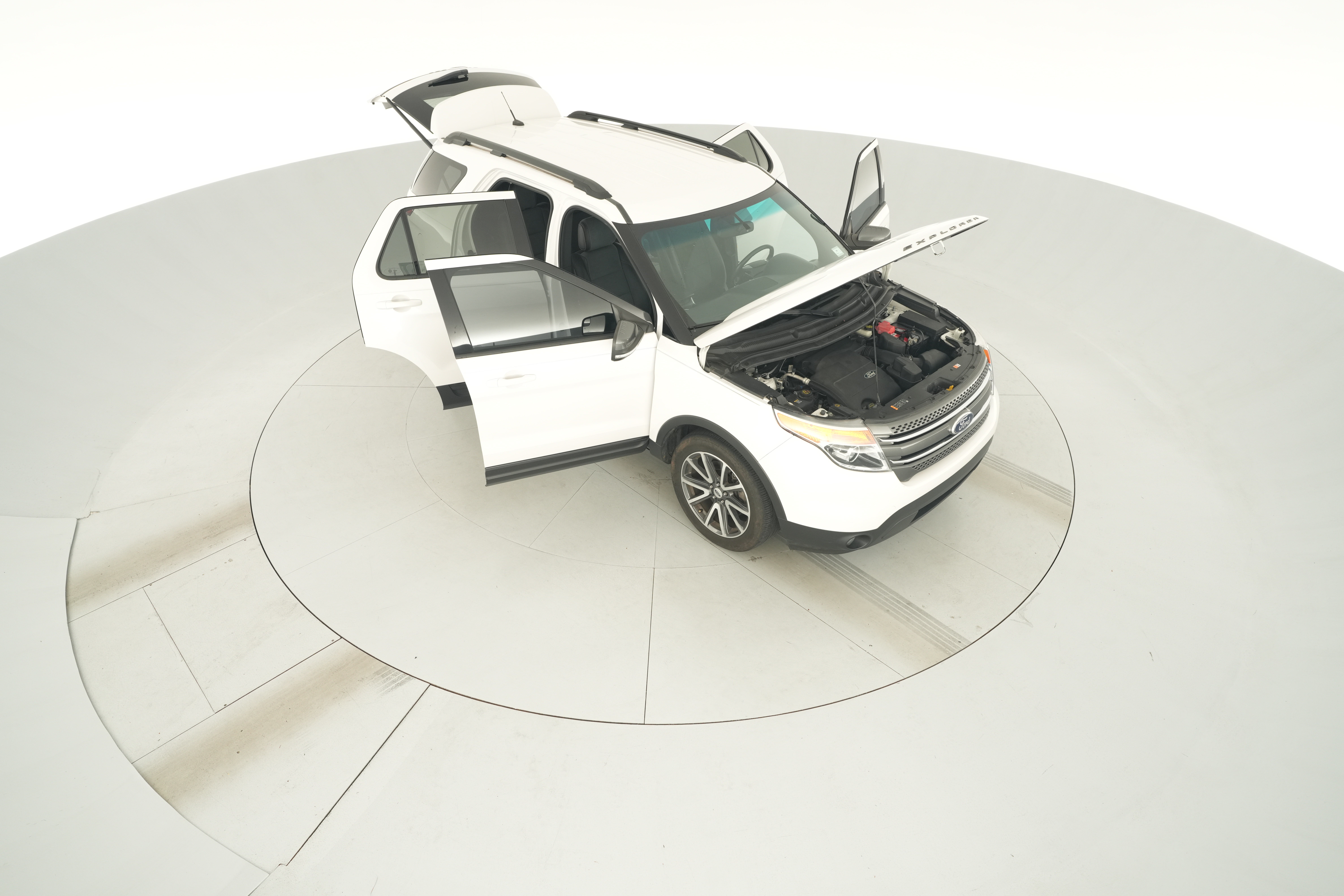 2015 Ford Explorer XLT - Photo 53