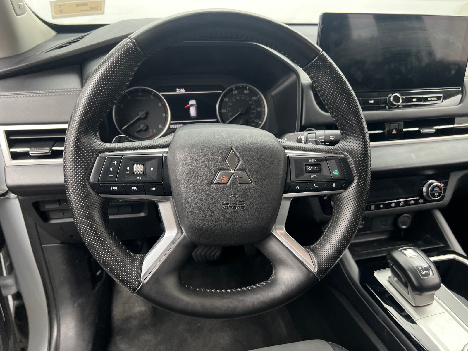 Thumbnail: 2025 Mitsubishi Outlander - 4