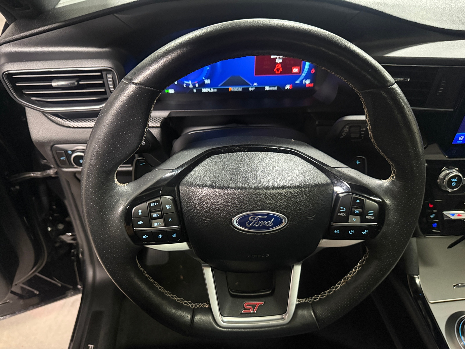 Thumbnail: 2024 Ford Explorer - 4