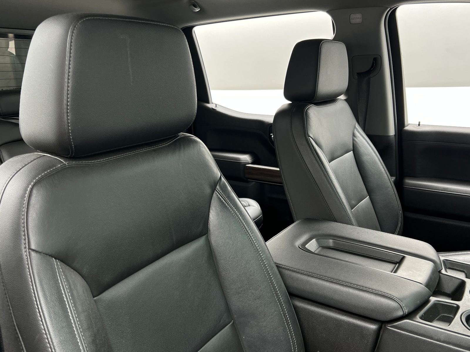 Thumbnail: 2020 Chevrolet Silverado 1500 - 2