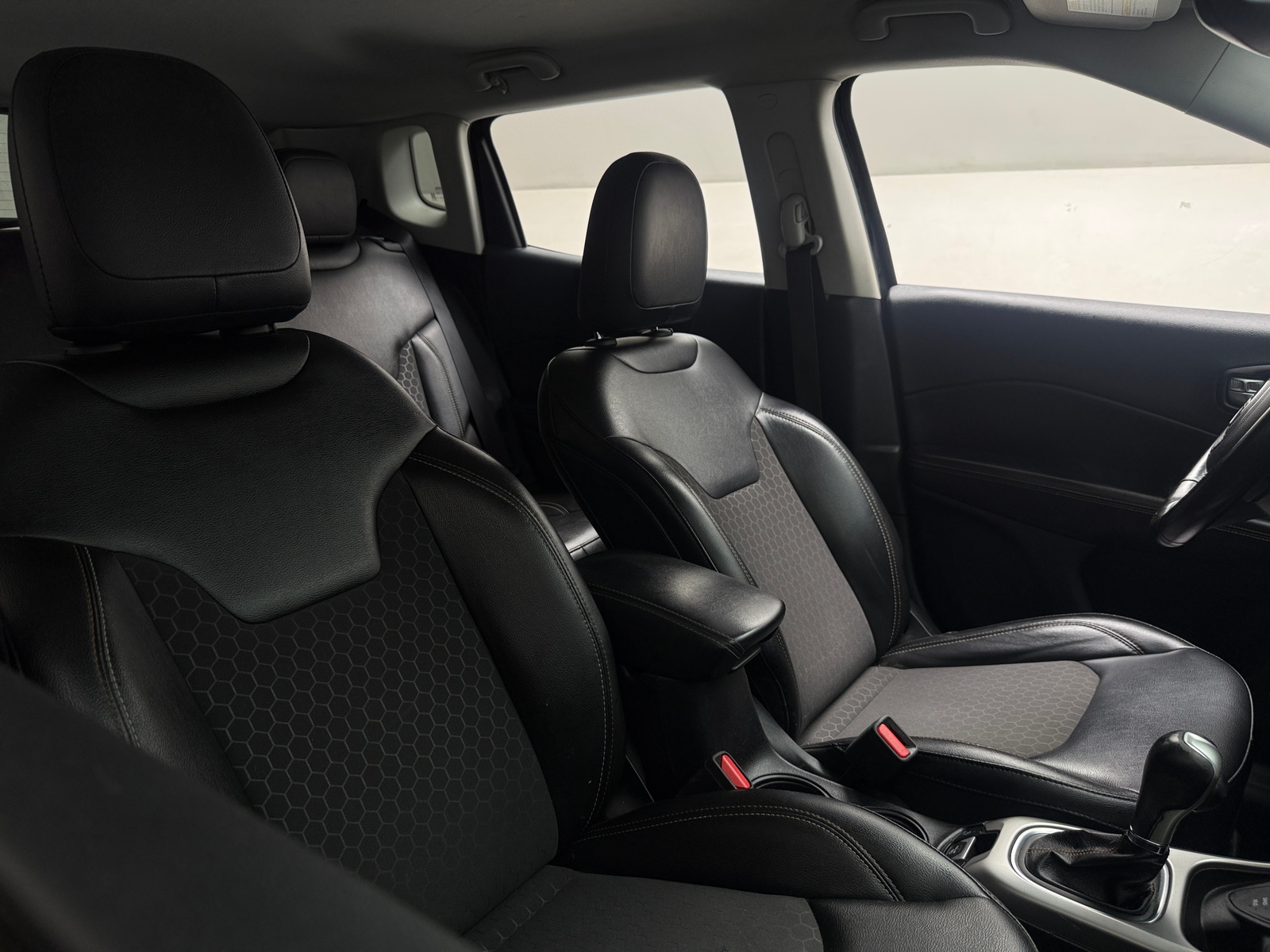 Thumbnail: 2020 Jeep Compass - 2