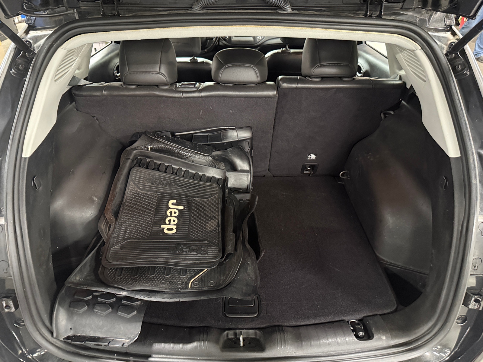 Thumbnail: 2020 Jeep Compass - 7