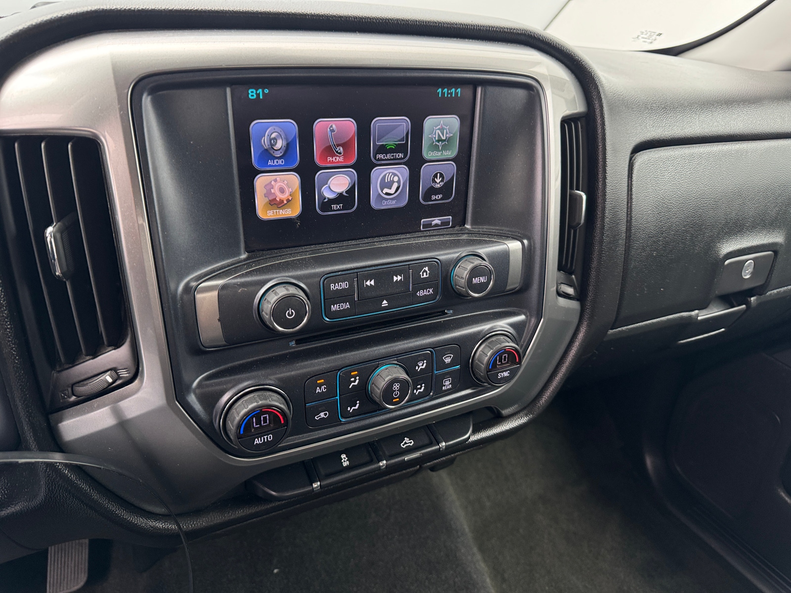 Thumbnail: 2017 Chevrolet Silverado 1500 - 4