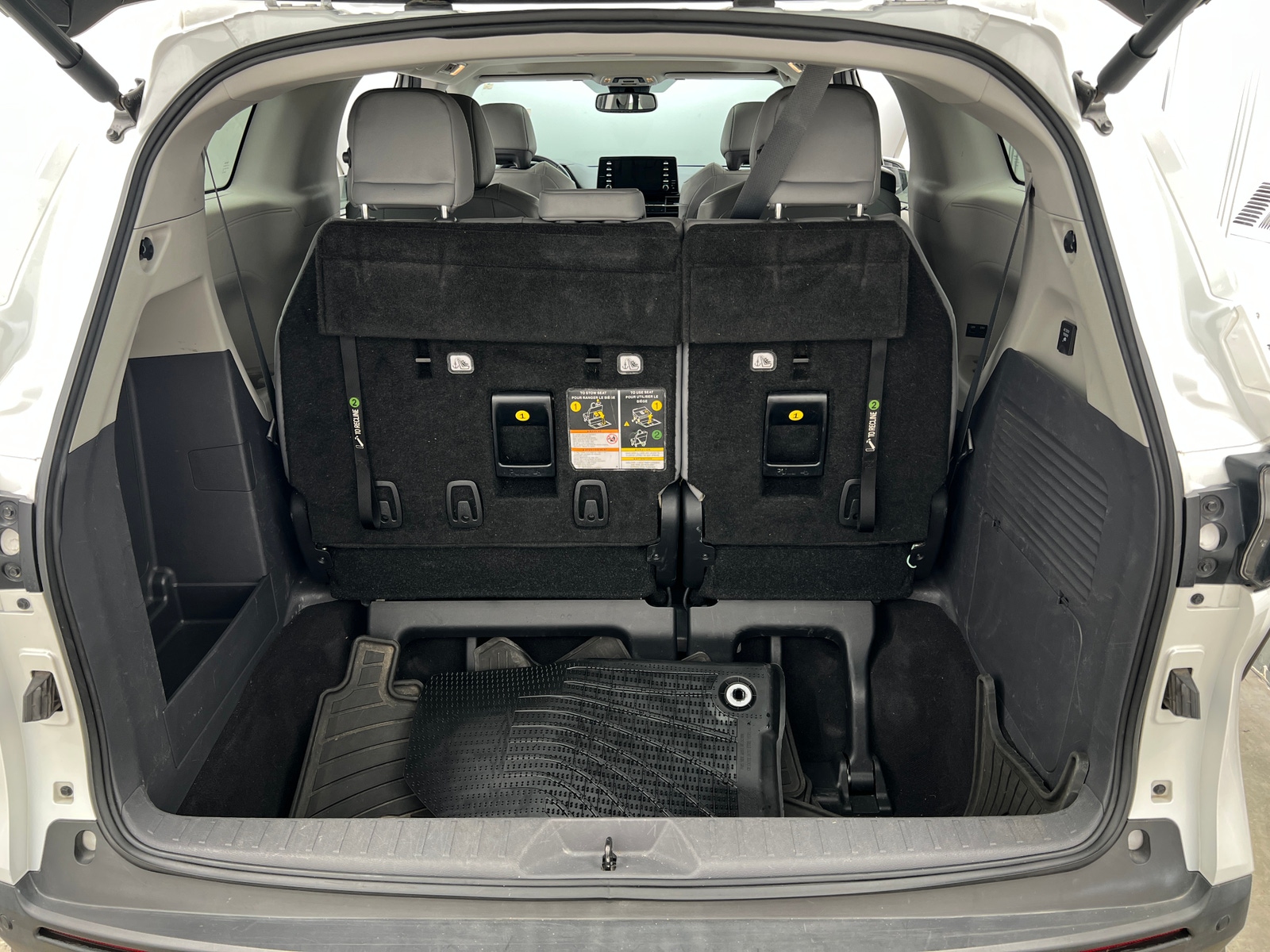 Thumbnail: 2022 Toyota Sienna - 7