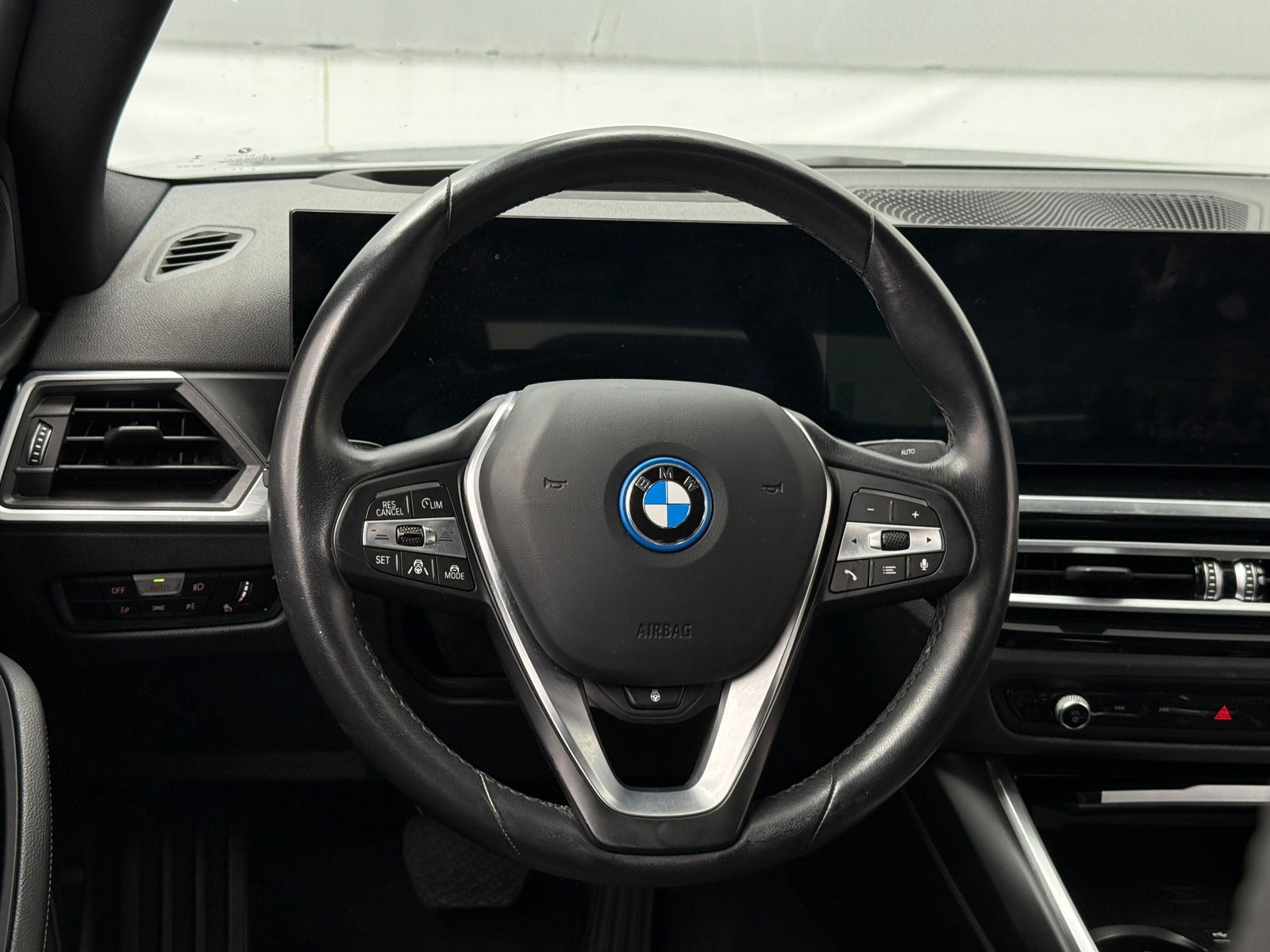 Thumbnail: 2025 BMW i4 - 4
