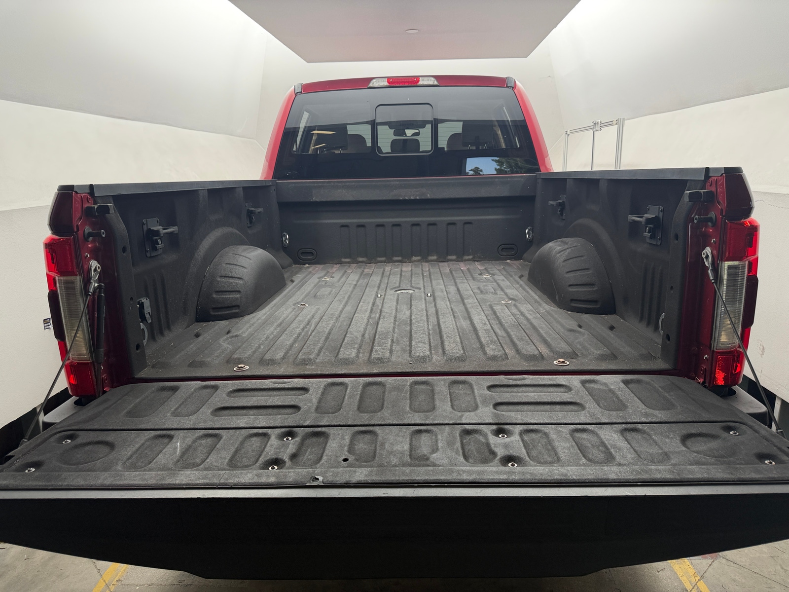 Thumbnail: 2017 Ford Econoline - 6