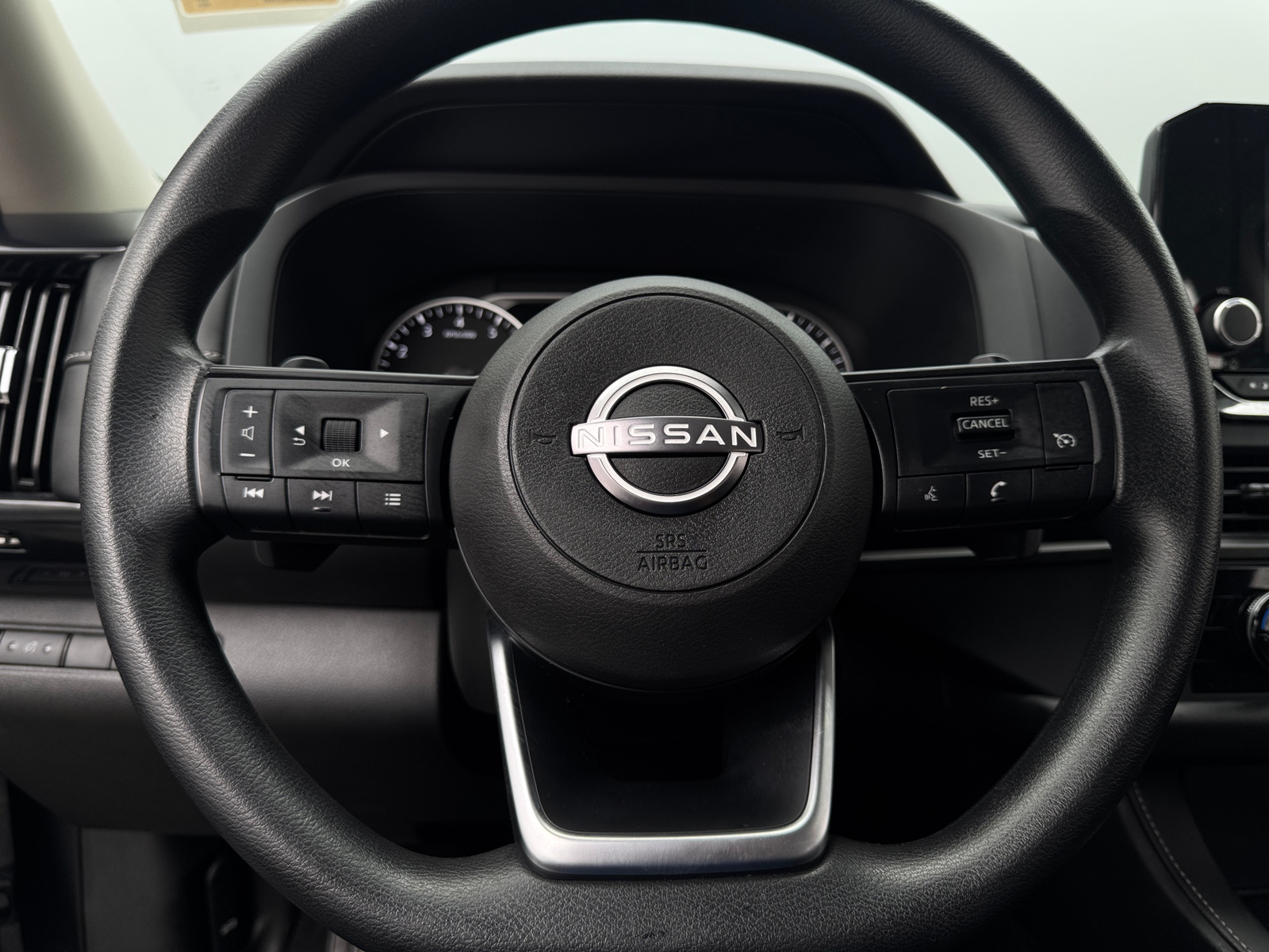 Thumbnail: 2024 Nissan Pathfinder - 5