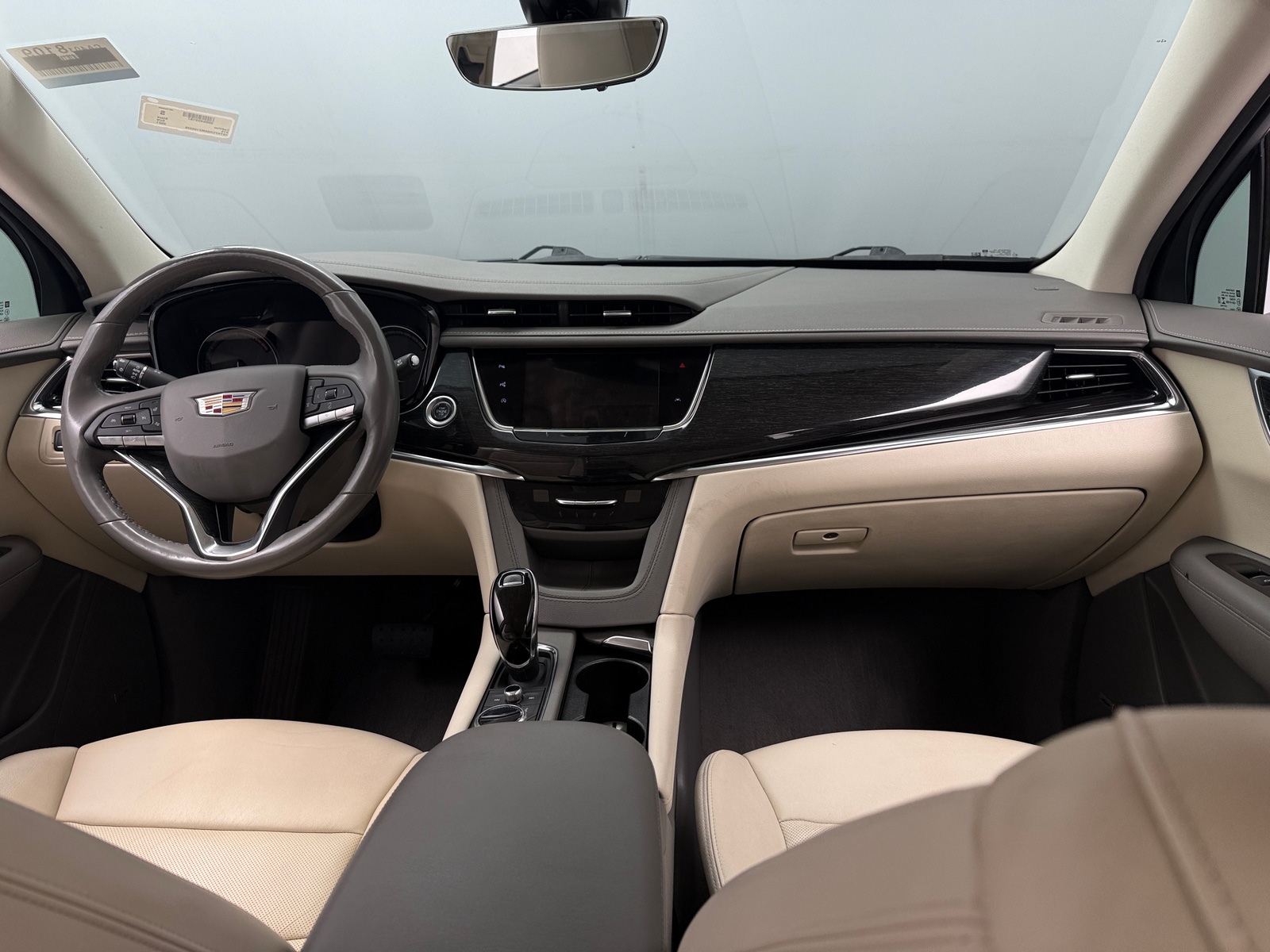 Thumbnail: 2021 Cadillac XT6 - 2