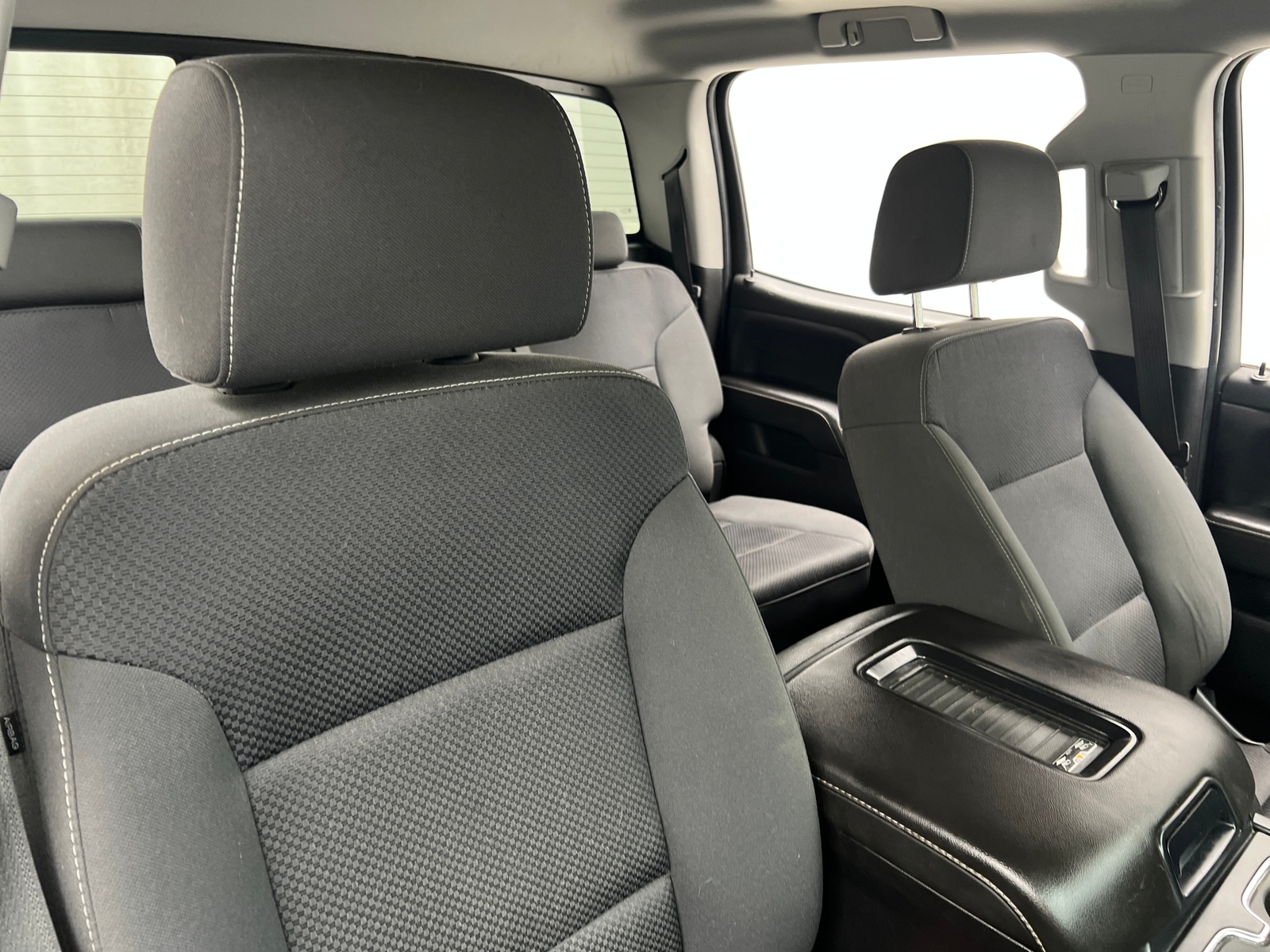Thumbnail: 2018 Chevrolet Silverado 1500 - 2