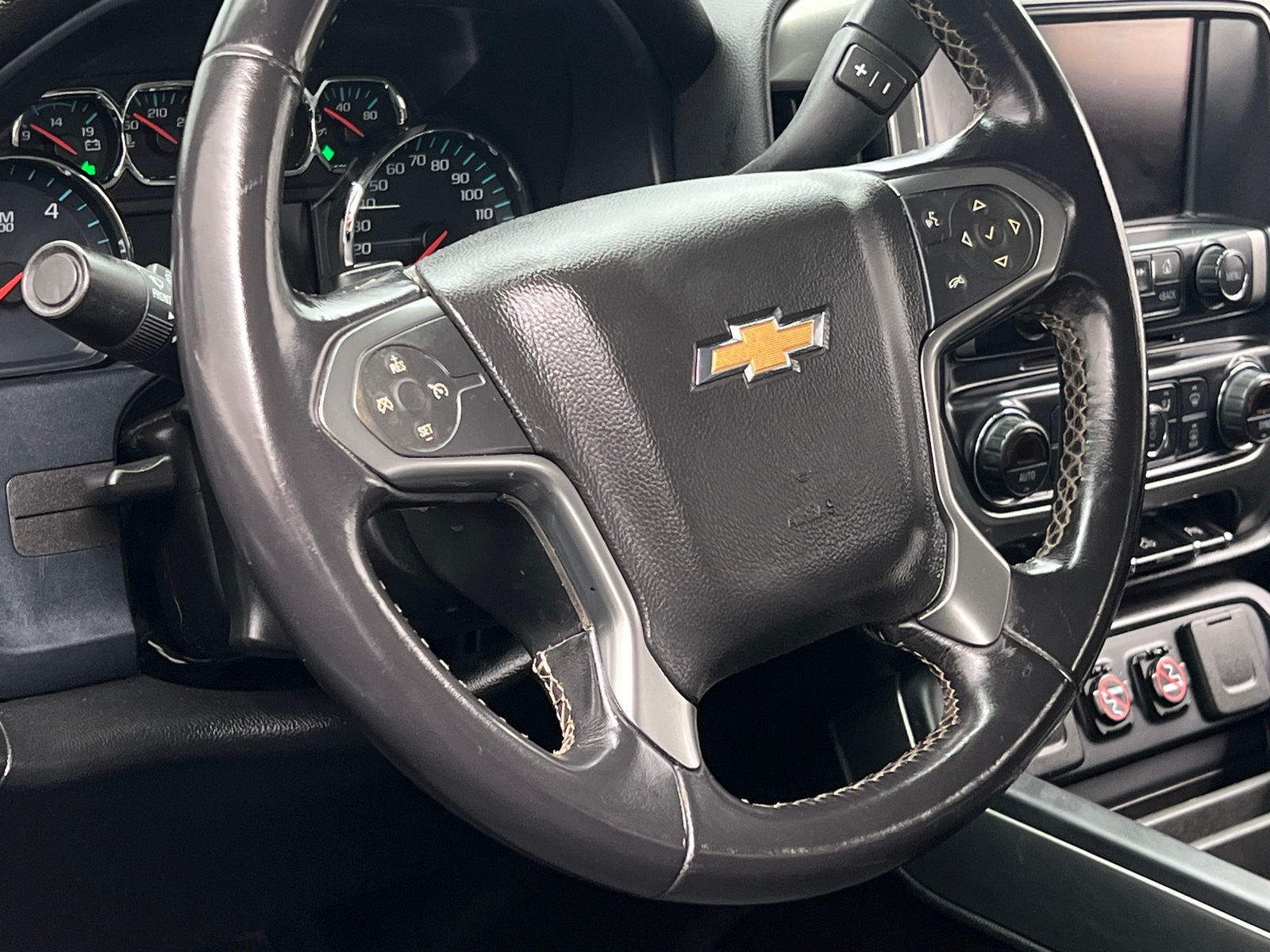 Thumbnail: 2018 Chevrolet Silverado 1500 - 5