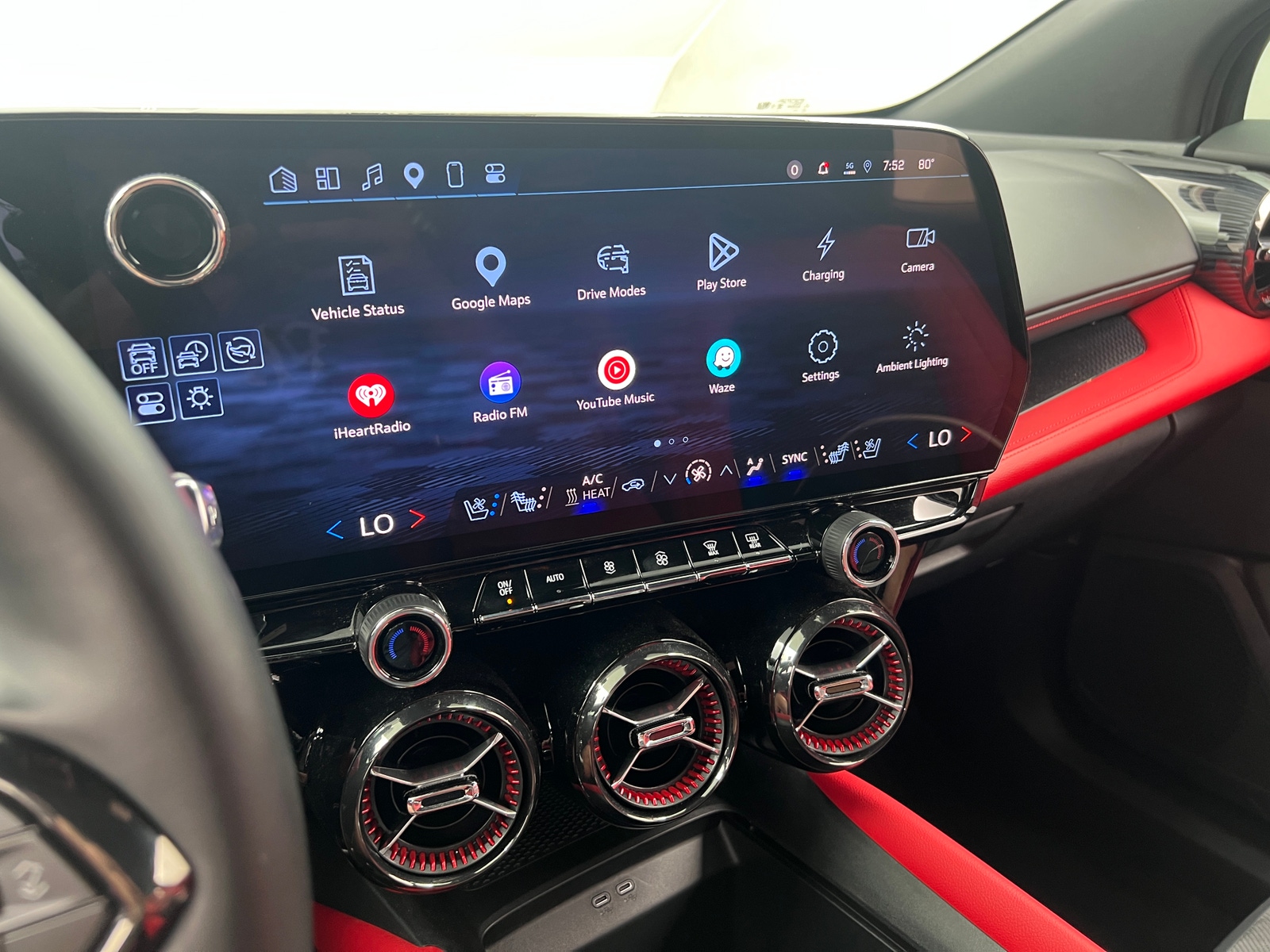 Thumbnail: 2025 Chevrolet Blazer EV - 3