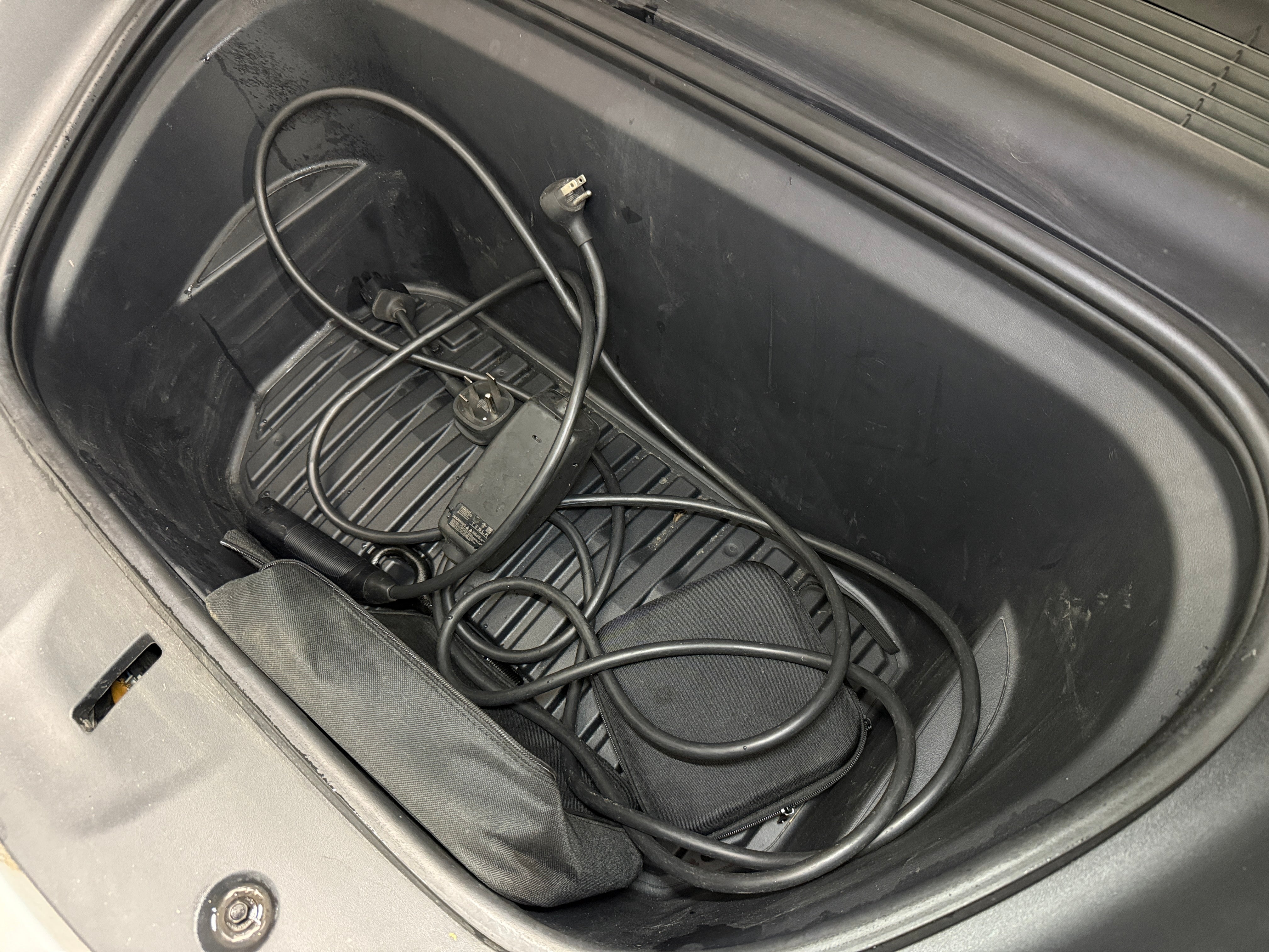 Used 2021 Tesla Model Y Long Range with VIN 5YJYGDEE0MF231336 for sale in Auburn, WA
