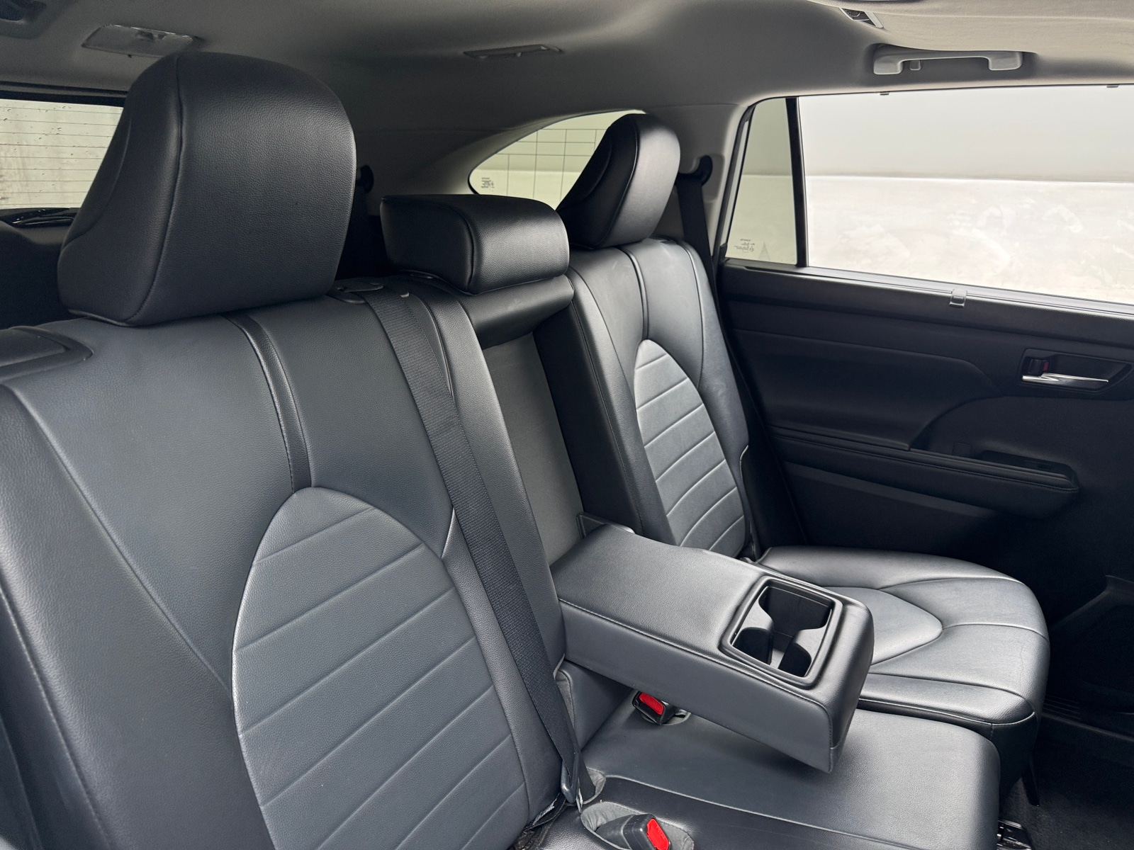 Thumbnail: 2021 Toyota Highlander - 6