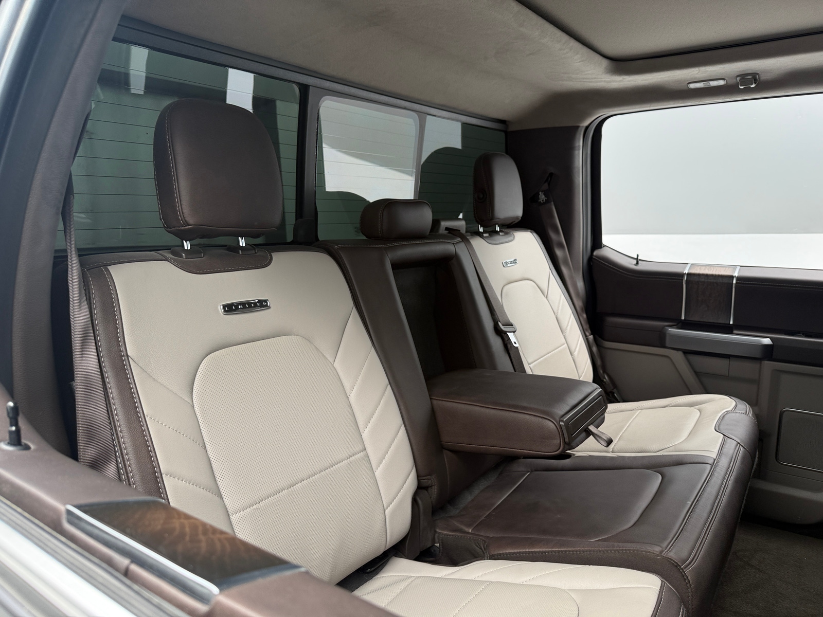 Thumbnail: 2019 Ford Econoline - 5