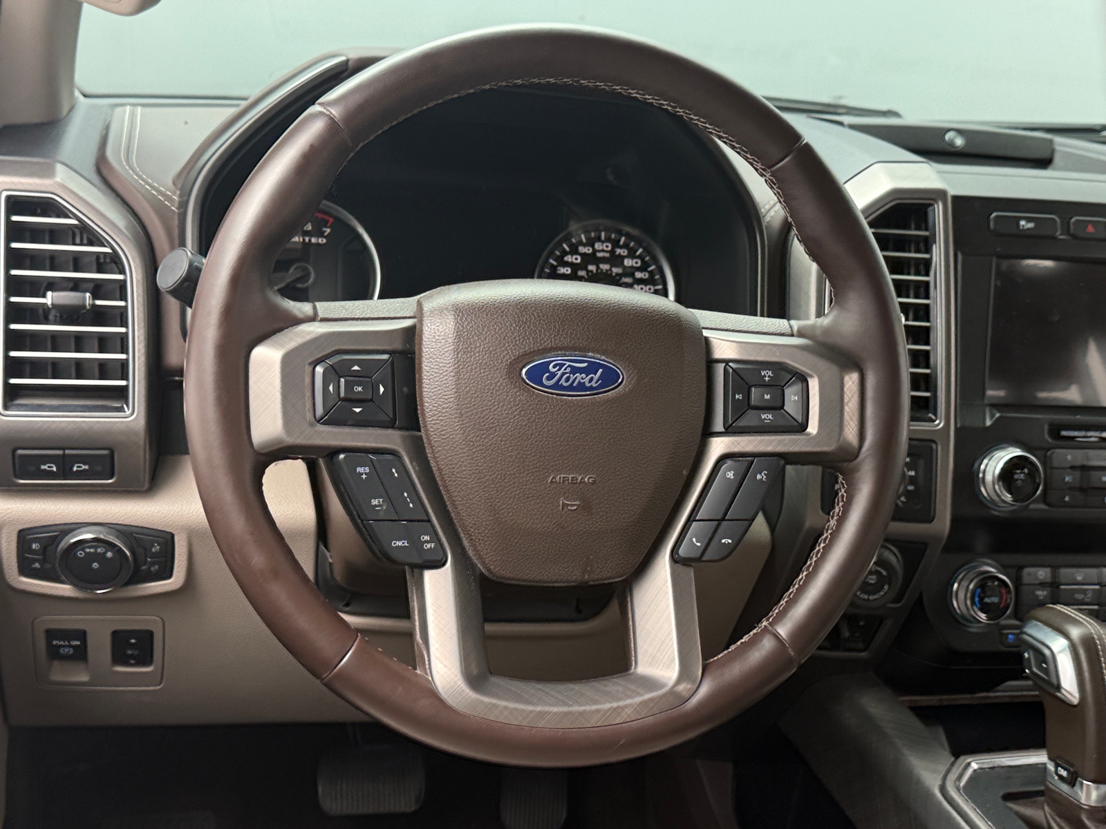 Thumbnail: 2019 Ford Econoline - 4