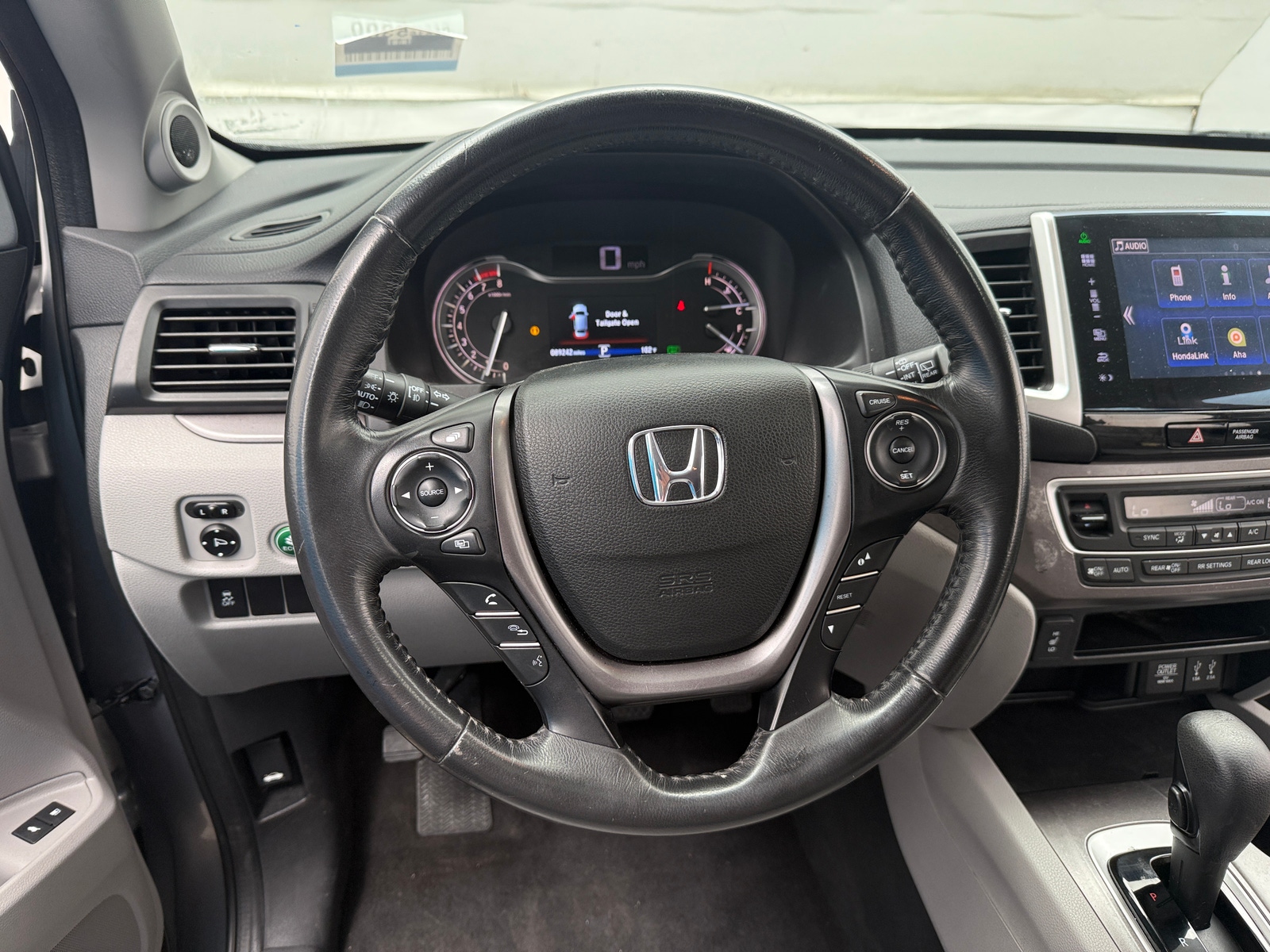 Thumbnail: 2016 Honda Pilot - 4