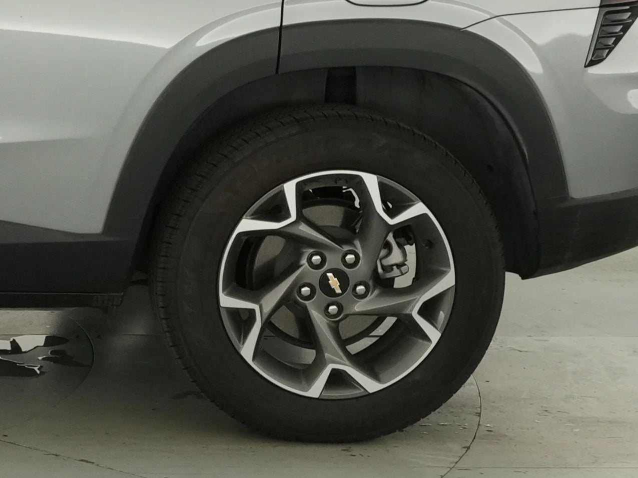 2025 Chevrolet Trax LT - Photo 14