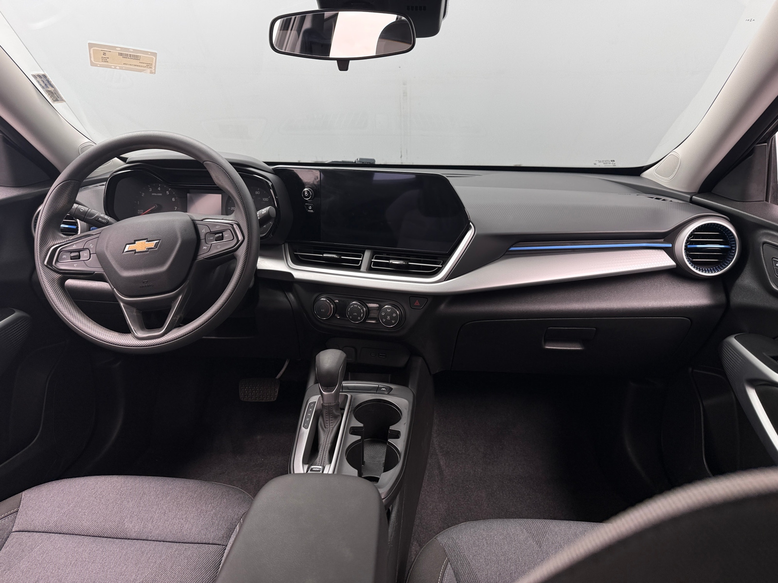 Thumbnail: 2024 Chevrolet Trax - 3