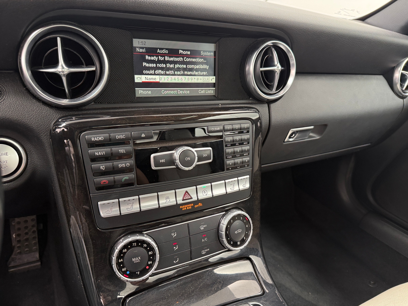 Thumbnail: 2016 Mercedes-Benz SLK - 3