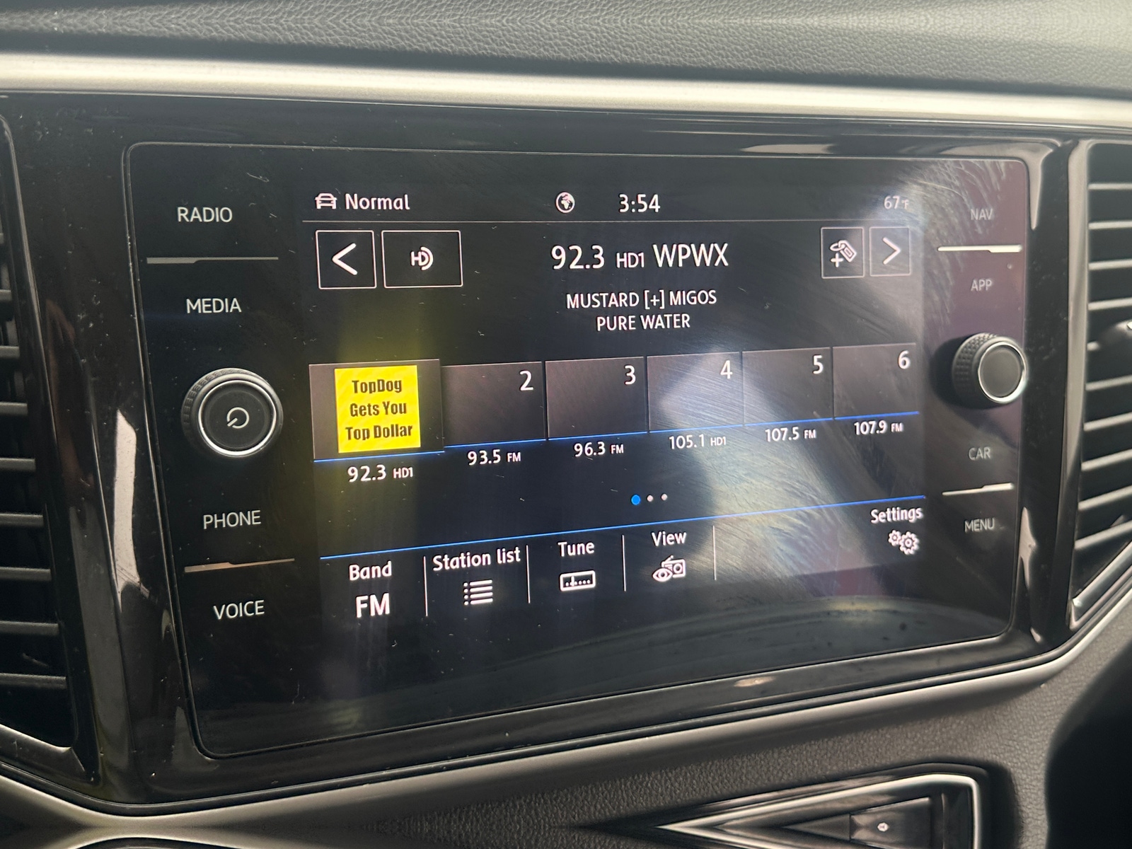 Thumbnail: 2021 Volkswagen Atlas - 3
