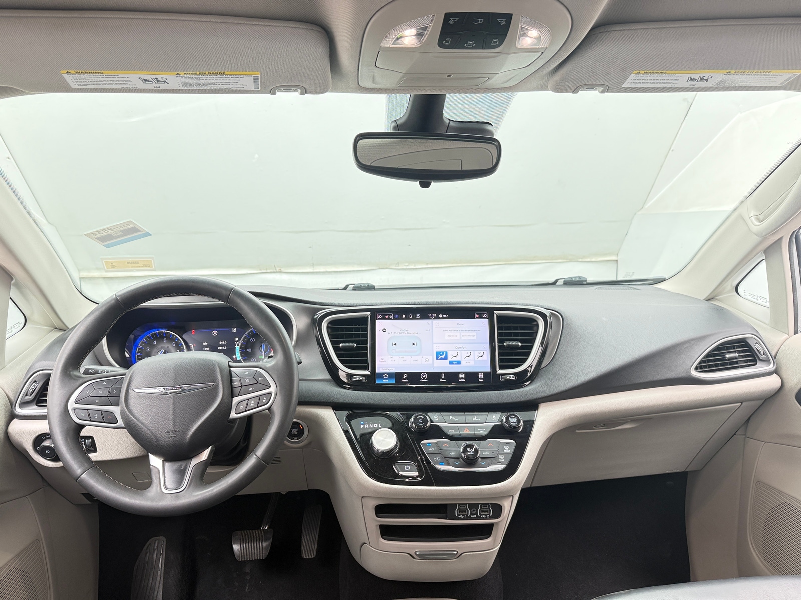 Thumbnail: 2023 Chrysler Pacifica - 2