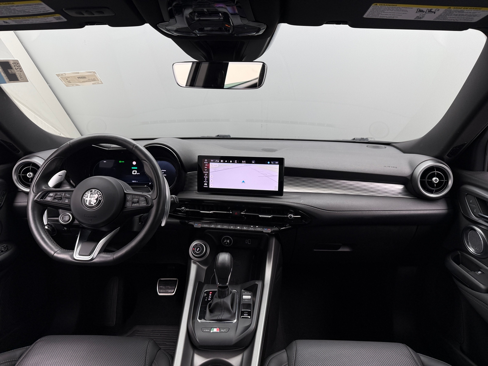 Thumbnail: 2024 Alfa Romeo Tonale - 2