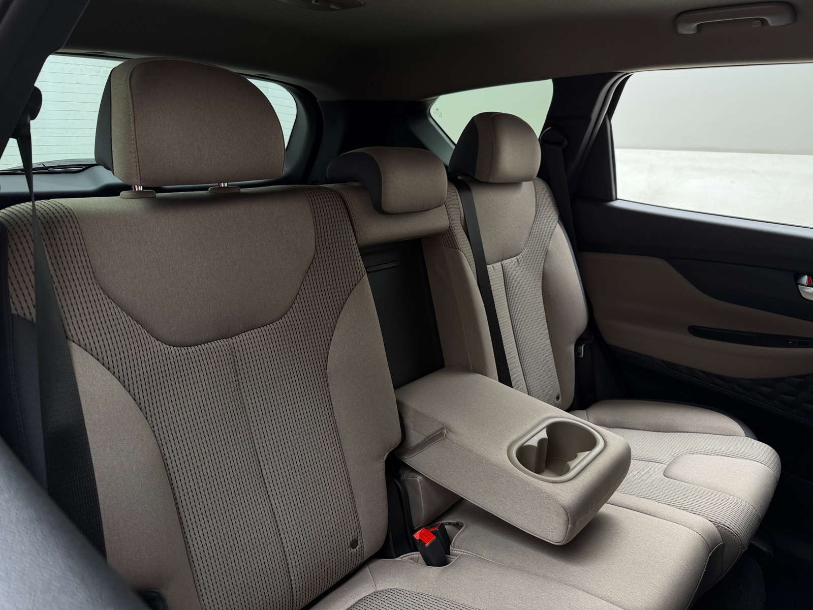 Thumbnail: 2023 Hyundai Santa Fe - 6