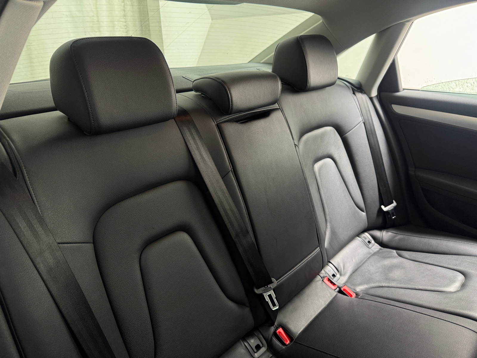 Thumbnail: 2011 Audi A4 - 6