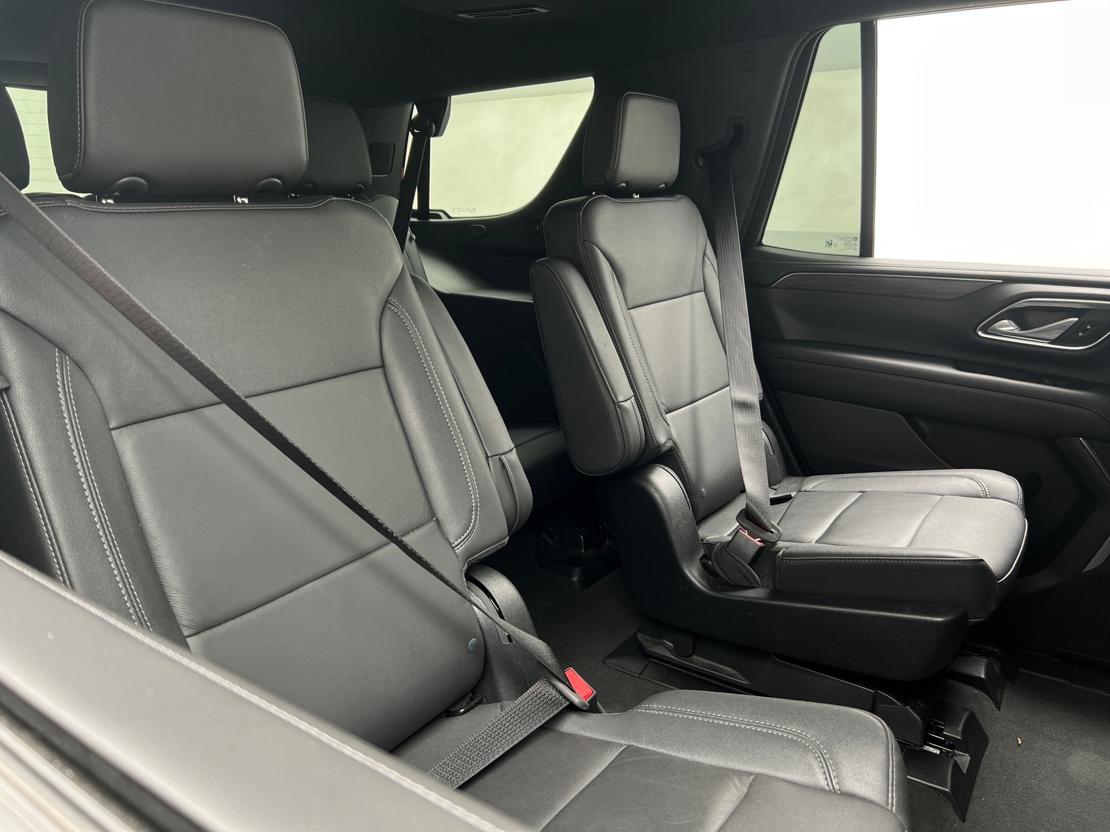 Thumbnail: 2023 Chevrolet Tahoe - 5