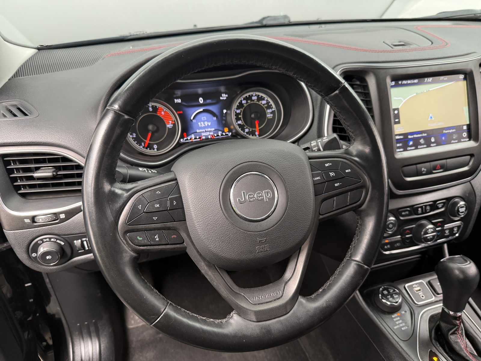 Thumbnail: 2020 Jeep Cherokee - 5