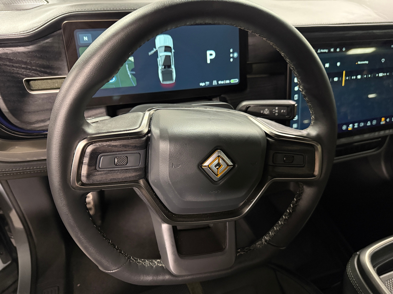 Thumbnail: 2024 Rivian R1T - 4