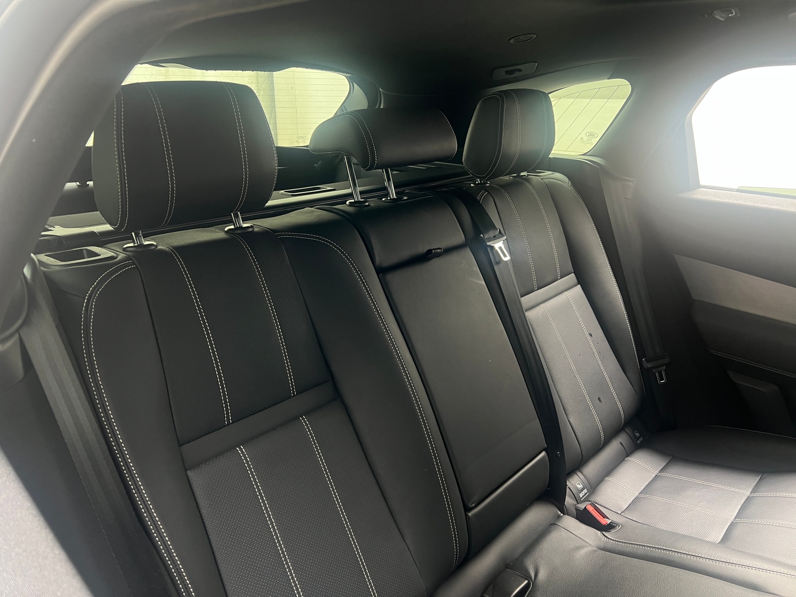 Thumbnail: 2021 Land Rover Range Rover Velar - 6