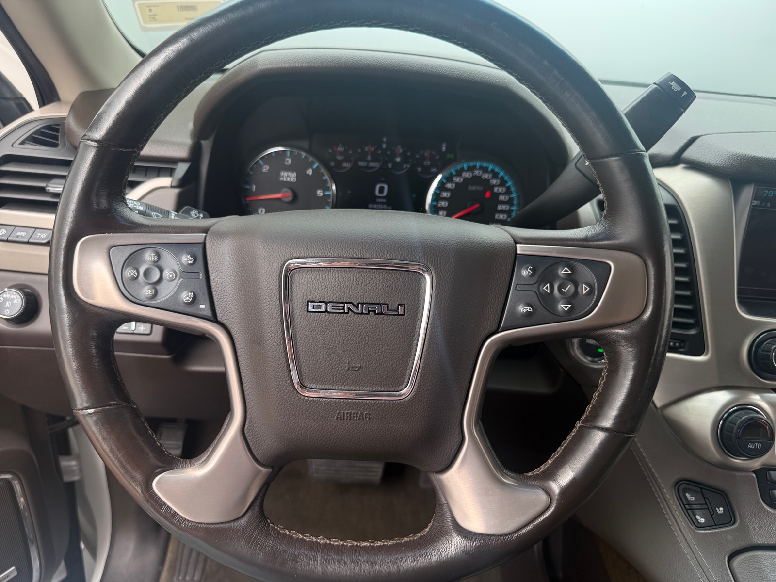 Thumbnail: 2018 GMC Yukon - 4