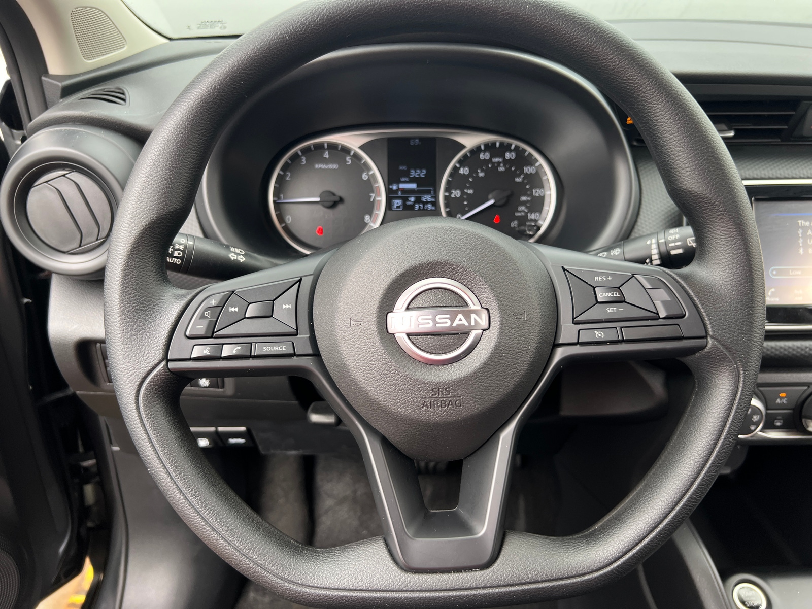 Thumbnail: 2025 Nissan Kicks - 5