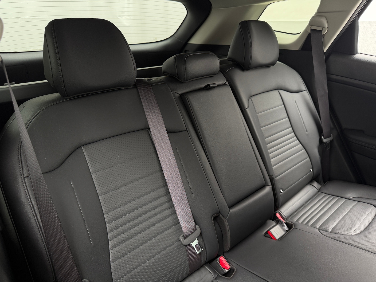 Thumbnail: 2025 Kia Sportage - 5