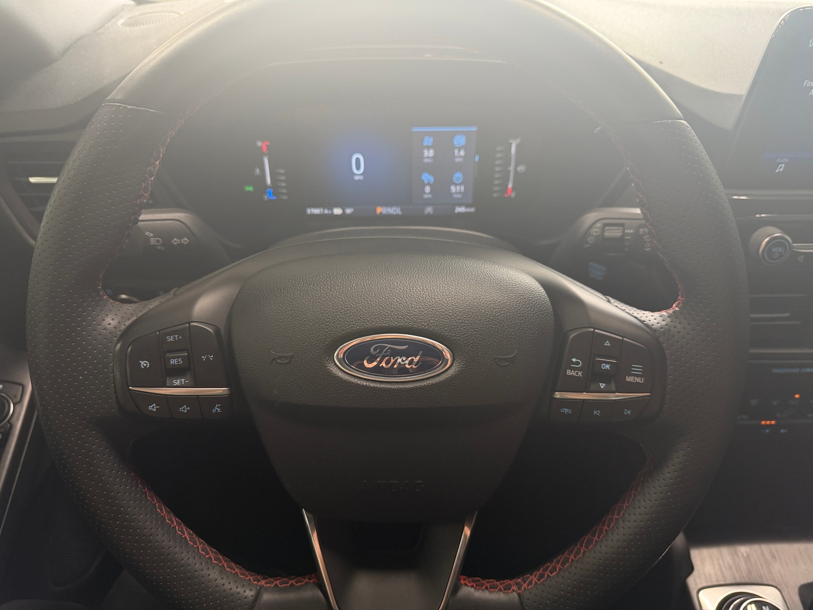 Thumbnail: 2023 Ford Escape - 5