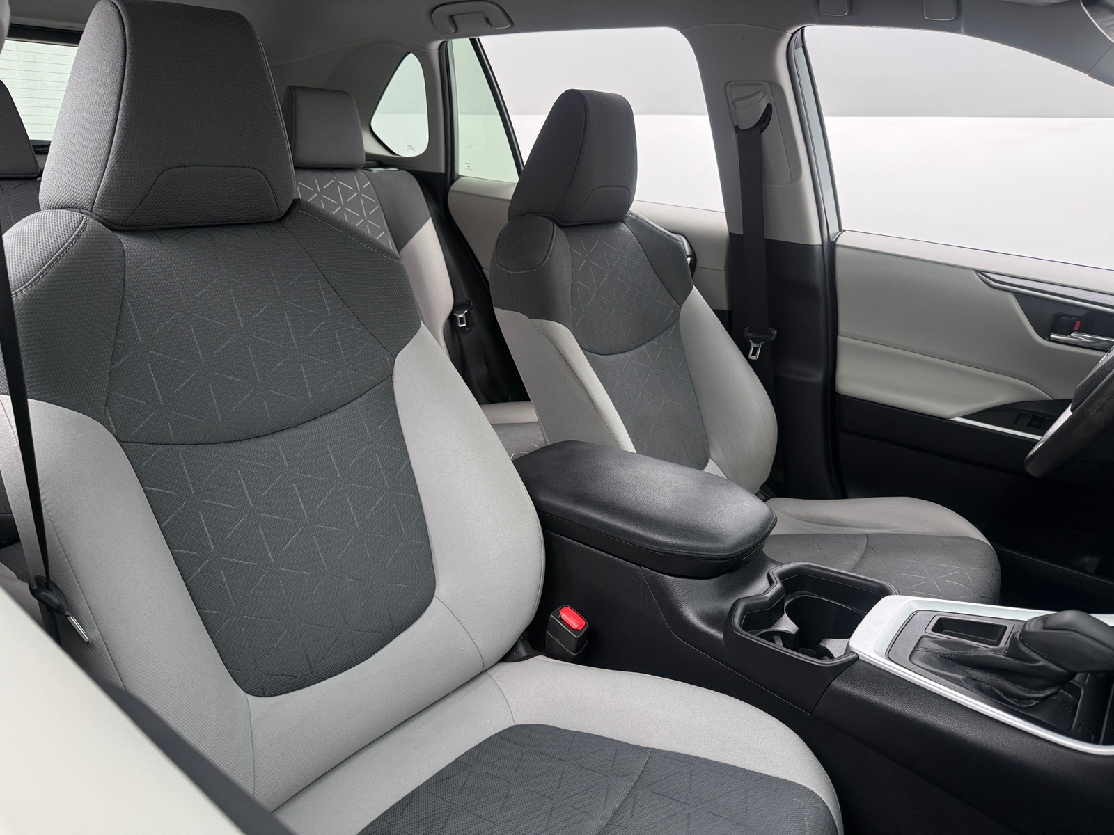 Thumbnail: 2021 Toyota RAV4 - 2