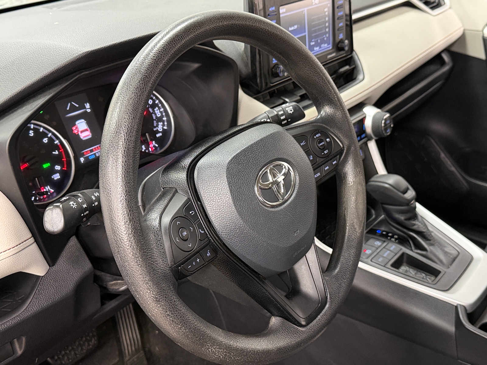 Thumbnail: 2021 Toyota RAV4 - 5