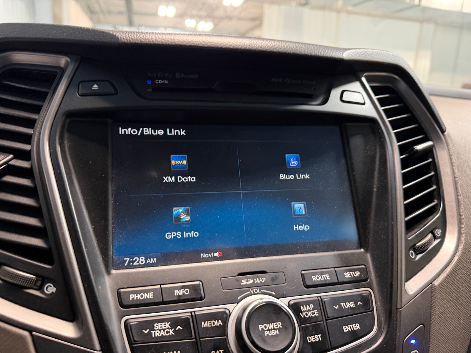 Thumbnail: 2014 Hyundai Santa Fe - 3