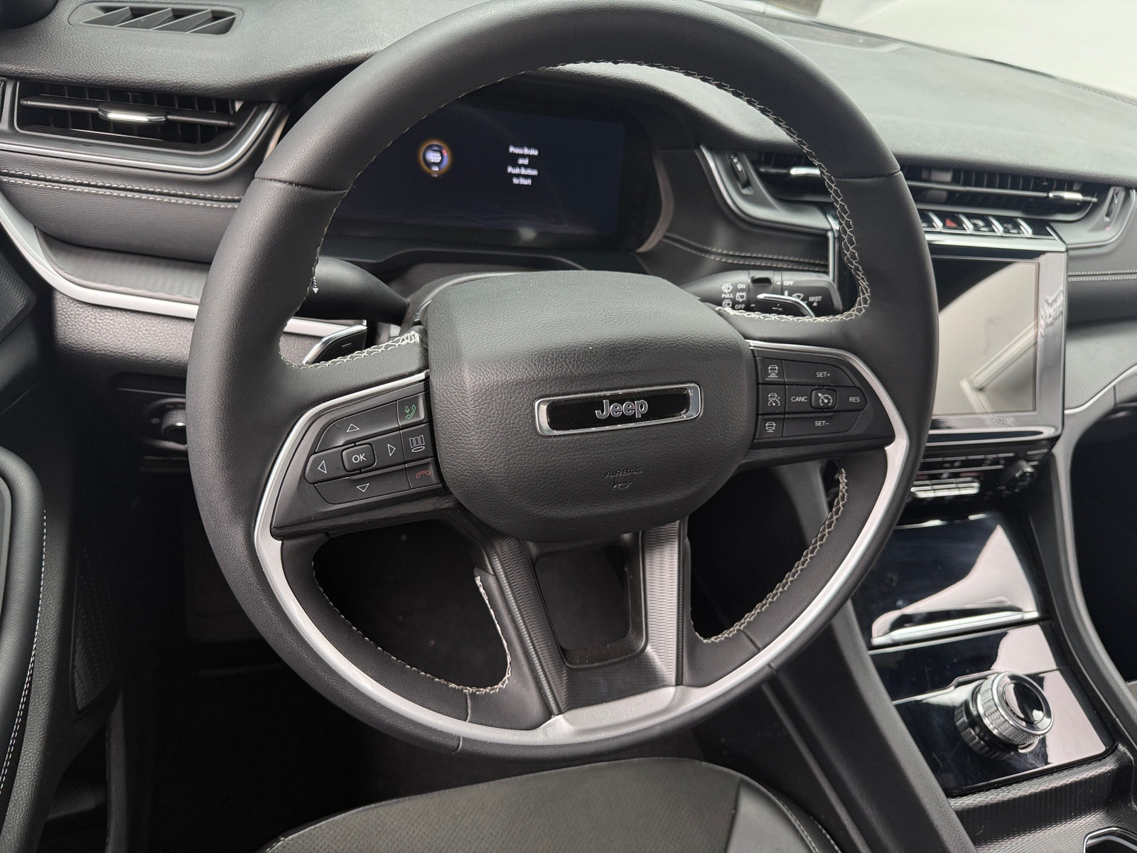 Thumbnail: 2025 Jeep Grand Cherokee L - 4