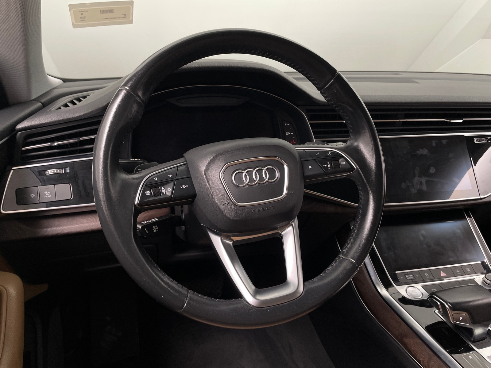 Thumbnail: 2019 Audi Q8 - 4