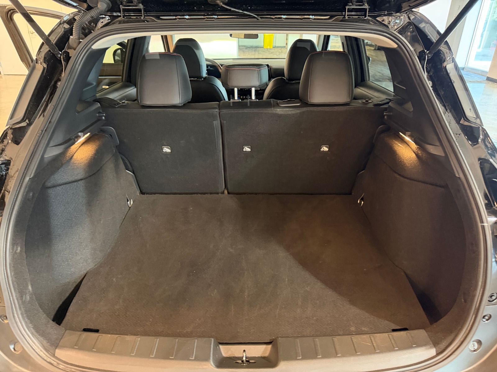 Thumbnail: 2026 Nissan Kicks - 6