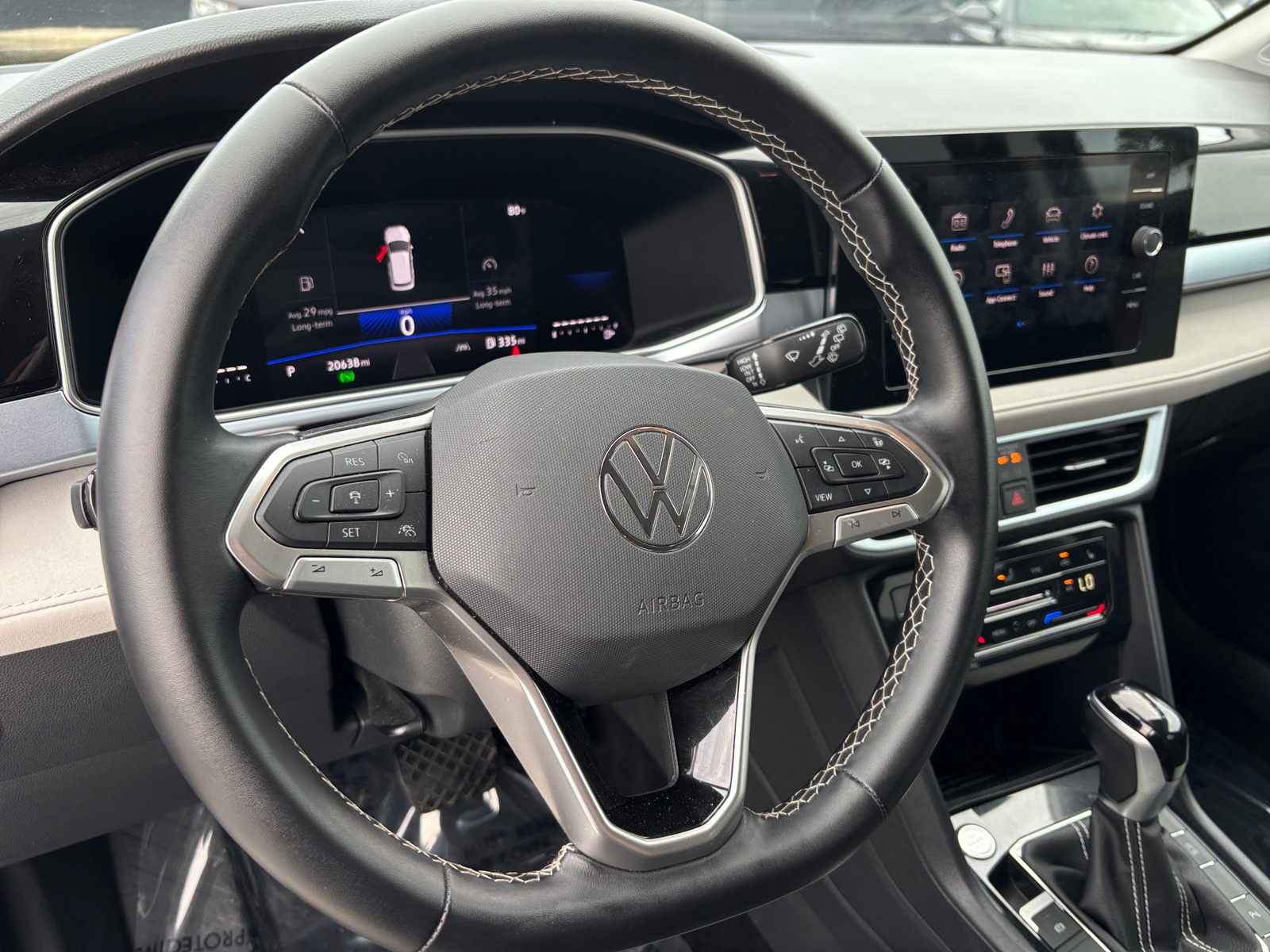 Thumbnail: 2026 Volkswagen Taos - 5