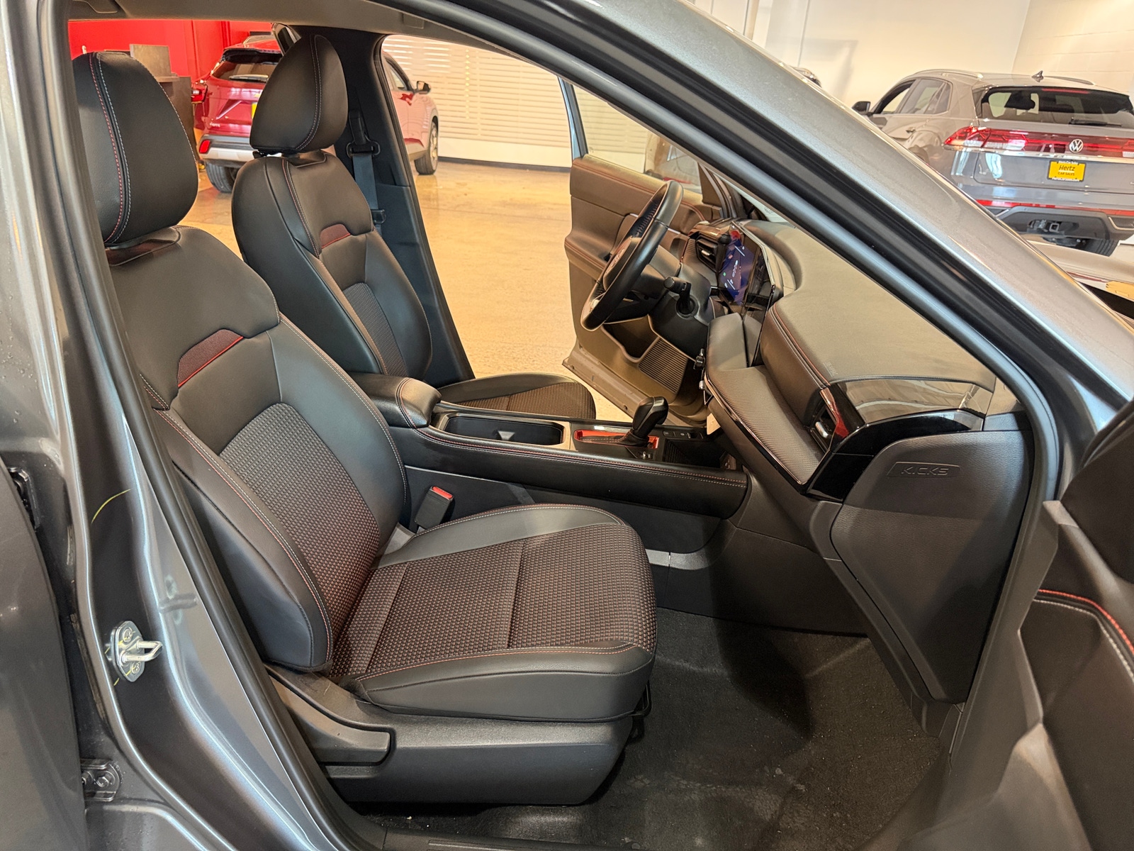 Thumbnail: 2026 Nissan Kicks - 2