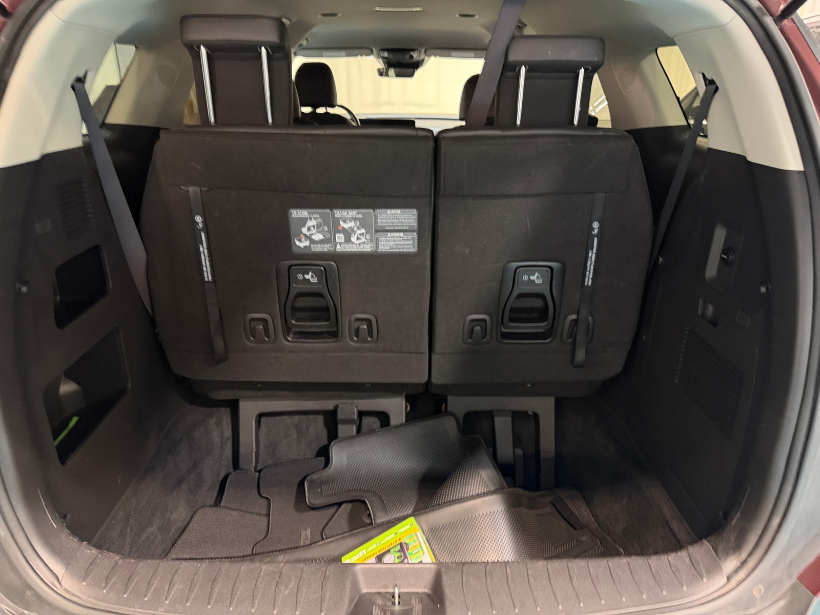 Thumbnail: 2025 Kia Carnival - 6
