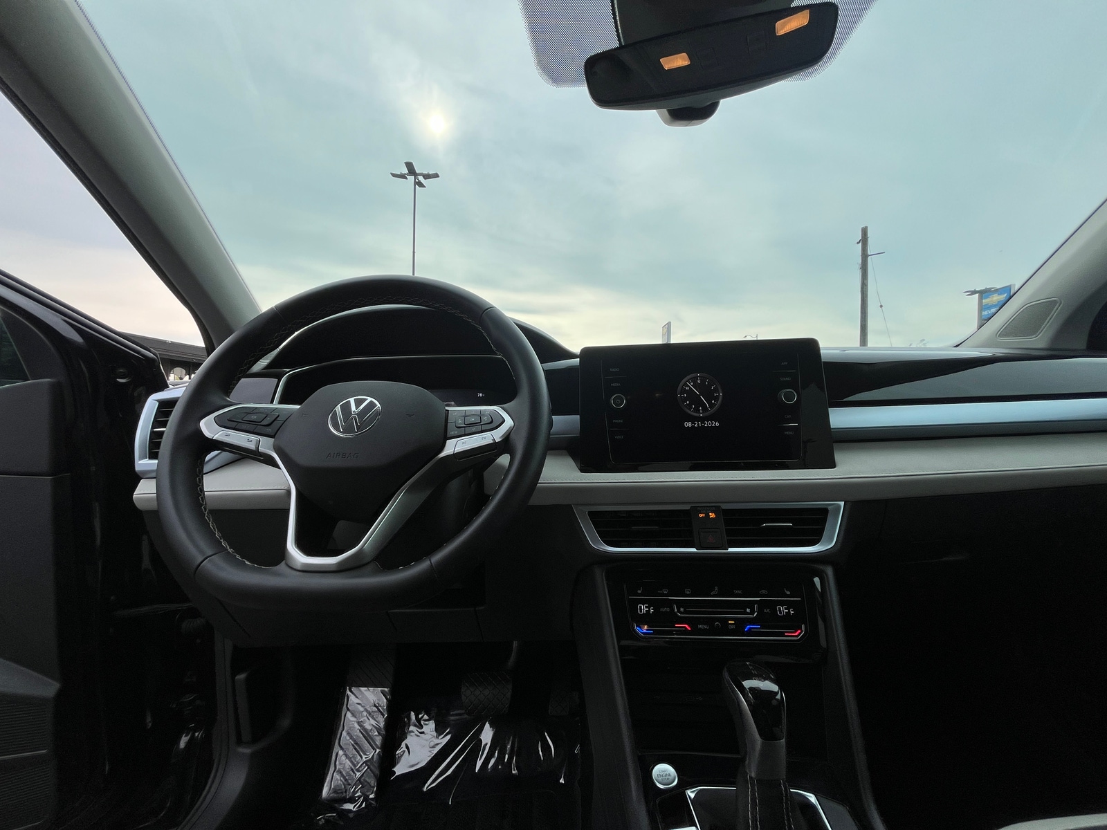 Thumbnail: 2026 Volkswagen Taos - 3