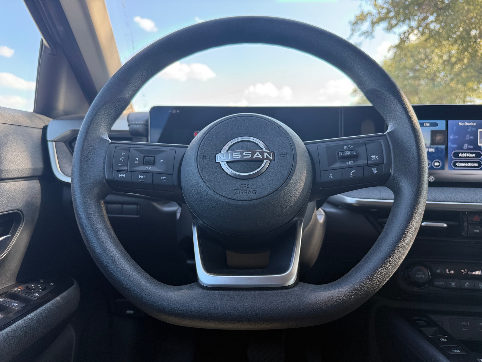 Thumbnail: 2026 Nissan Kicks - 5