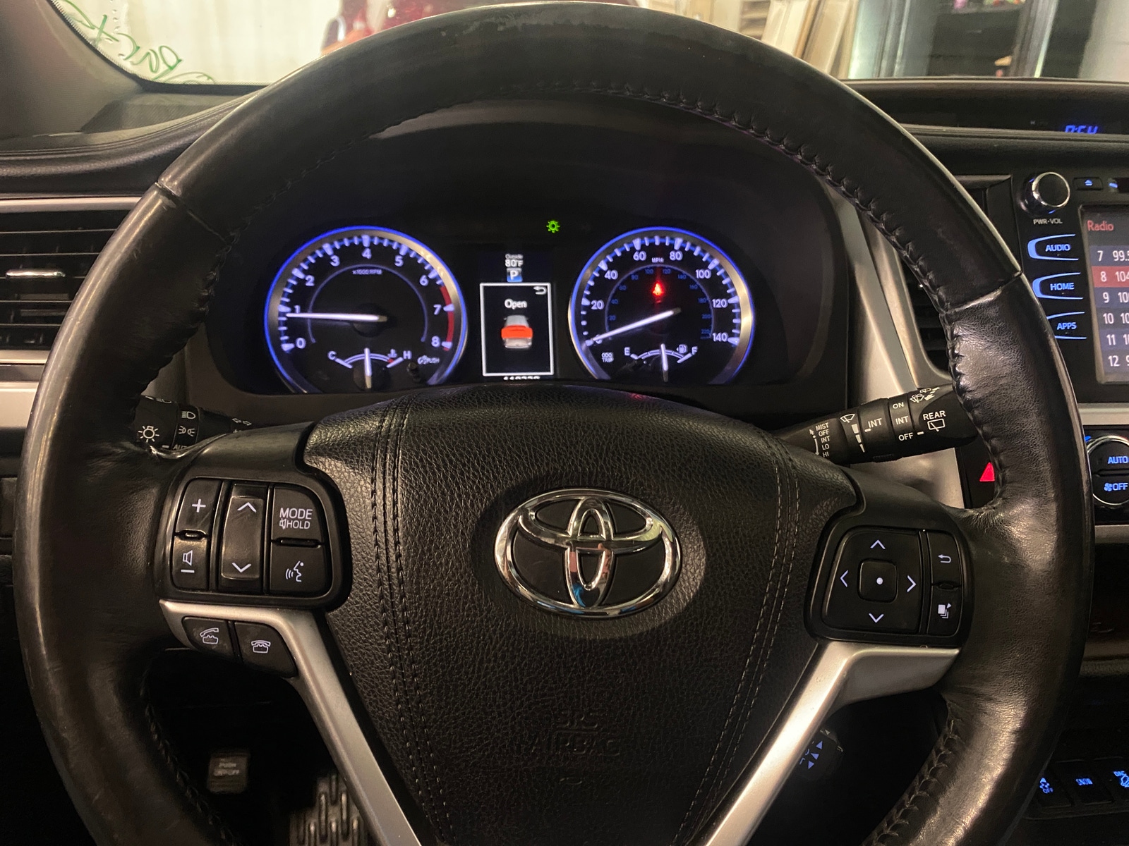 Thumbnail: 2015 Toyota Highlander - 4