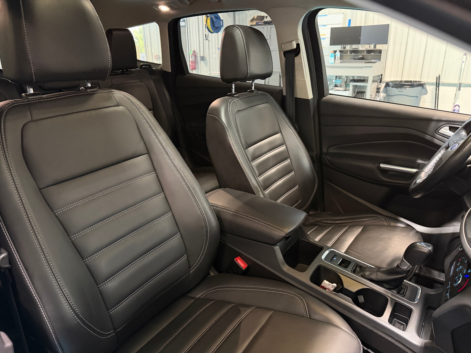 Thumbnail: 2017 Ford Escape - 2